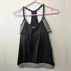 NIKE Sport camisole size small black and White color in  good used condition!